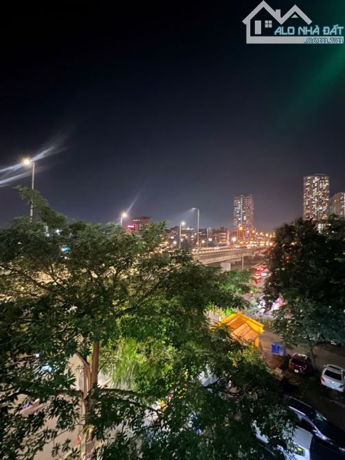 🏩 Bán căn hộ chung cư CT2 Bắc Linh Đàm – 81,1m²/86m² – 3 ngủ – Nội thất full mới – Giá 5, - 8