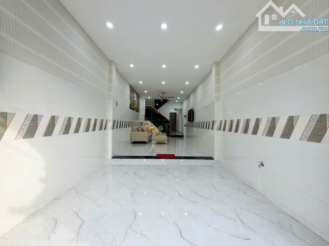 Bán nhà hẻm xe hơi 4,5m thông đường Bùi Quang Là, P.12, 3,7 x 20, 2 tầng giá 6.4 tỷ tl - 8