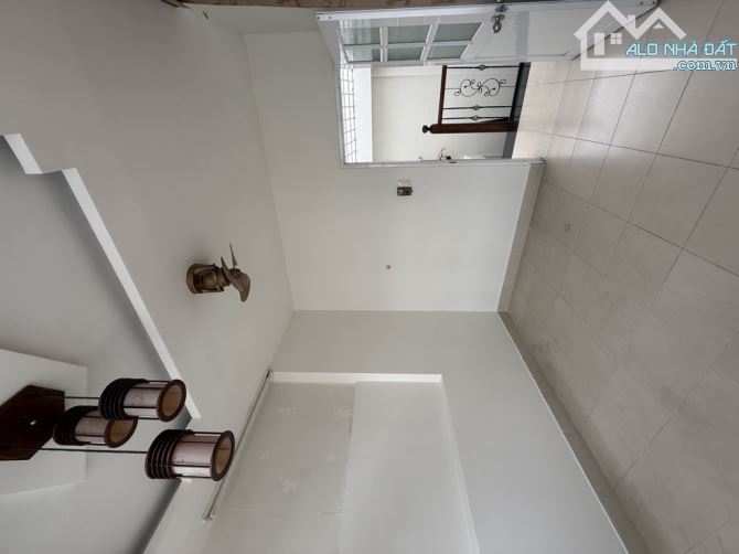 🌺🌺 TRUNG TÂM QUẬN 10, HÒA HƯNG, 30M2, 4 TẦNG, 3 PN. GIÁ: 6,3 TỶ 🌺🌺 - 9