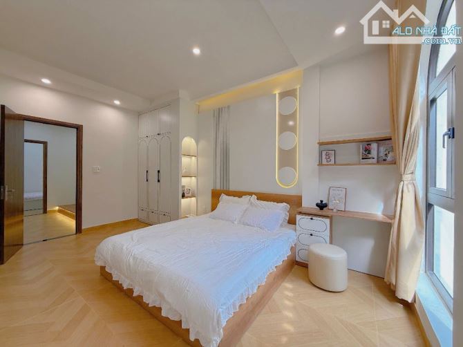 BÁN NHÀ KIỆT Ô TÔ ĐIỆN BIÊN PHỦ FULL NỘI THẤT DỌN VÀO Ở NGAY TRUNG TÂM ĐÀ NẴNG CHỈ 5,X TỶ - 9