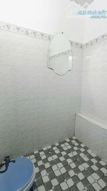 Bán nhà mặt tiền đường Tân Trang, gần chợ Đầm giá 3.4 tỷ - 9
