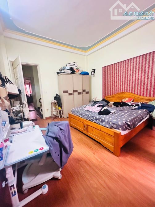 Bán Nhà Xuân Đỉnh- 54m2 x 5 Tầng - Mặt Ngõ Thông - Kinh Doanh - Oto 5 Chỗ Cất Tầng 1 - 9