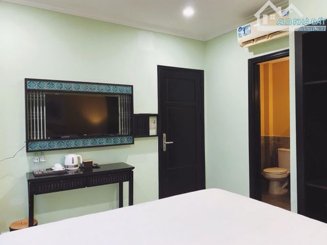 BÁN VILLA 2 TẦNG – HỒ BƠI – DÒNG TIỀN 70–100 TRIỆU/THÁNG – HỘI AN - 9