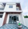 BÁN NHÀ NGAY CỔNG 11 ,SỔ HỒNG RIÊNG THỔ CƯ HOÀN CÔNG,600TRIỆU NHẬN NHÀ