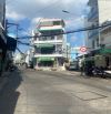 Bán nhà trong hẻm - HXH rộng 6m - Quận 11 - Phù hợp để cho thuê hoặc kinh doanh tại nhà.