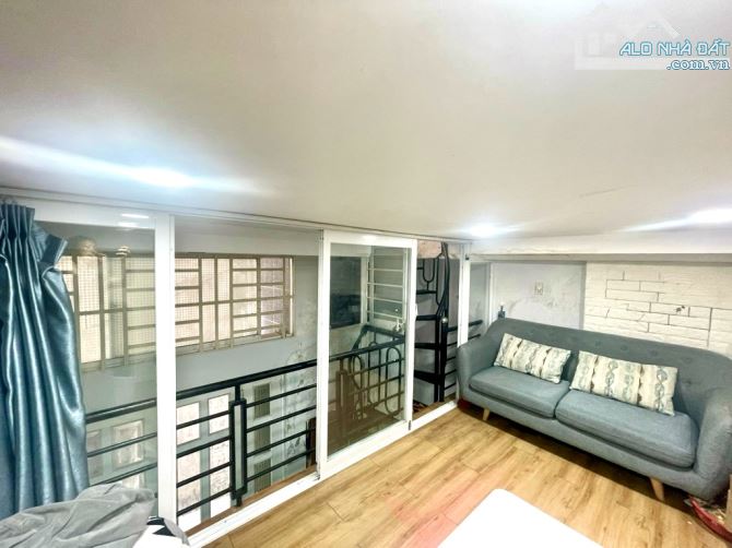 🏡BÁN NHÀ LÊ VĂN SỸ 5Tầng mới đẹp 18M2 4.2X4M (ngay Cầu LVS)- 3.8 Tỷ🏡