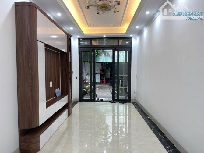 BÁN NHÀ PHÚ DIỄN – NHÀ MỚI 6 TẦNG – THANG MÁY – Ô TÔ – VỈA HÈ – KINH DOANH