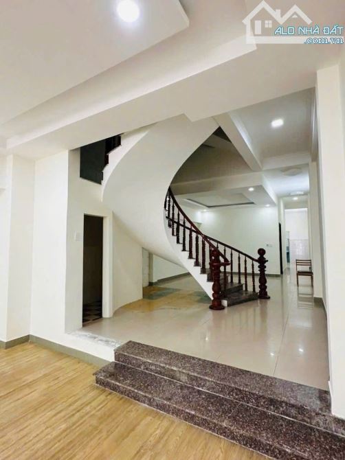 Bán nhà 3 tầng MT 30 tháng 4 hoà cường bắc hải châu