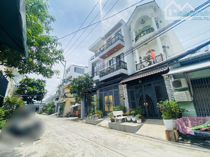 Q7 HẺM XE TẢI 6M NGANG 8x20M DÒNG TIỀN SẴN 30 TR/TH 8 PHÒNG TRỌ CHO THUÊ SỔ VUÔNG 14.xT