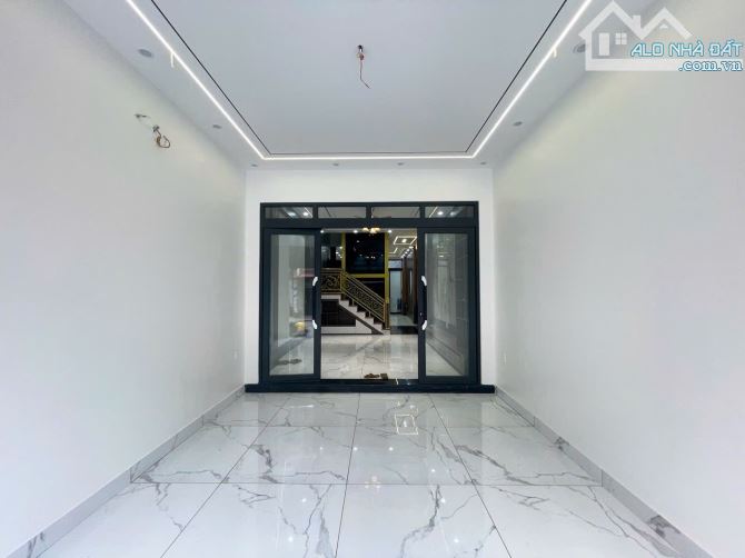 🏙️ Nhà Mặt Đường 15m – Tuyến 3 Hoàng Thế Thiện 💎 Diện tích: 80m² x 4 tầng – Có thang máy