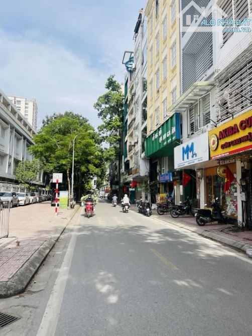 Bán nhà mặt phố Nguyễn Công Hoan – 75m – mặt tiền 5m – vỉa hè rộng – chỉ 35 tỷ “siêu phẩm