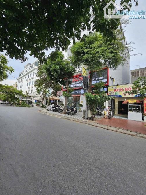 🏙️ Bán lô đất mặt đường Nguyễn Tất Tố – Có hợp đồng cho thuê ổn định  📐 Diện tích: 92m²