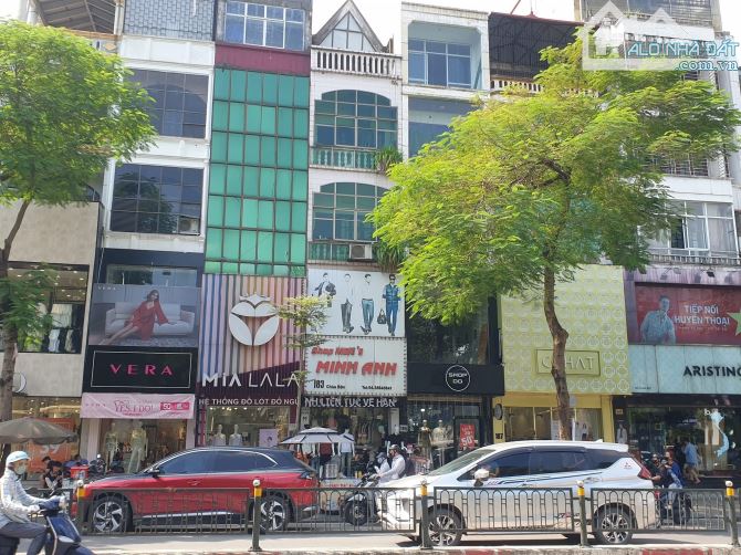 Bán nhà mặt phố chùa bộc. Đống đa. Diện tích 42/50m. 5 tầng giá 35 tỷ