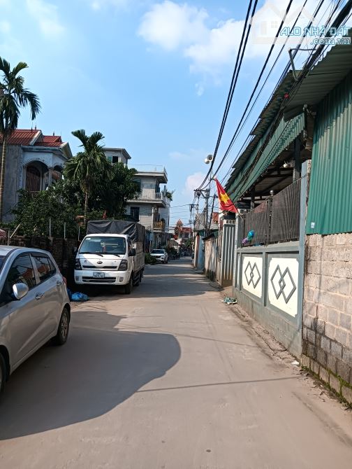 Tự nhiên -thường tín 🛻 ô tô đỗ cửa giá hơn 1 tỷ