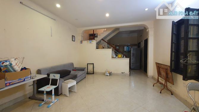 Cho thuê căn hộ chung cư Linh Đàm 57m2, 2 ngủ, 8 Triệu Full đồ ở hộ gia đình