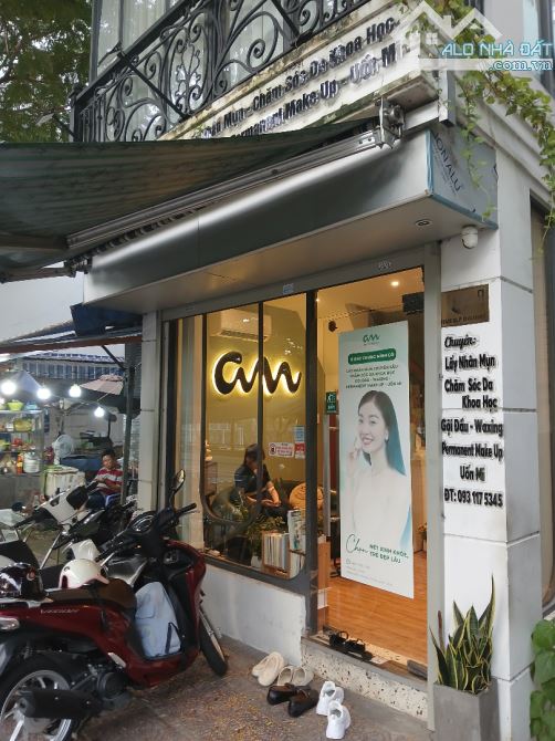 Mặt tiền 20m ra Võ Văn Kiệt, Q1, Nhà ô tô đỗ cửa 3,5x14m trệt lầu giá 25 triệu