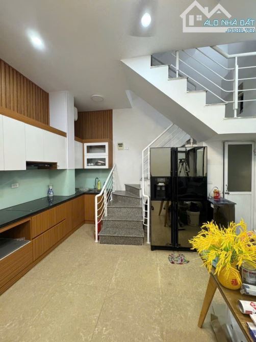 ❤️ NHÀ ĐẸP - SỔ ĐẸP - NGÕ THÔNG RỘNG THOÁNG - Ô TÔ CÁCH 20M - TẶNG PHUN NỘI THẤT