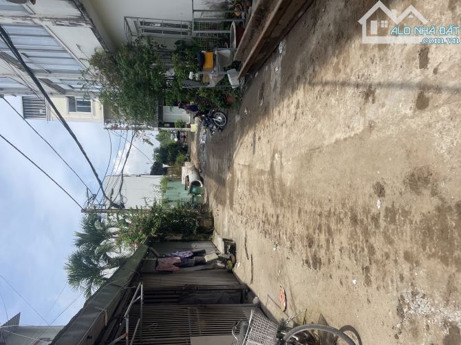 Vị trí VIP Liền kề ABC làng đại học Hẻm xe hơi DT: 7*20 giá chỉ 7xtoi