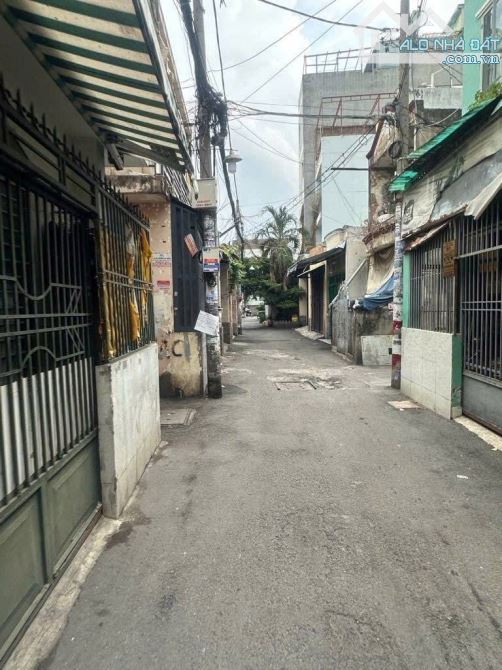 Bán nhanh Căn nhà Ngay Tân Xuân 6 Hóc Môn 72m2 Sổ Hồng Riêng 810triệu Bao Phí thuế