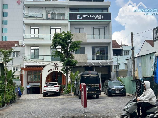 Bán Nhà MT Nguyễn Hoàng, An Phú TP.Thủ Đức, DT 14x20 CN 279m2, Hầm 4 Tầng, Giá 125 tỷ