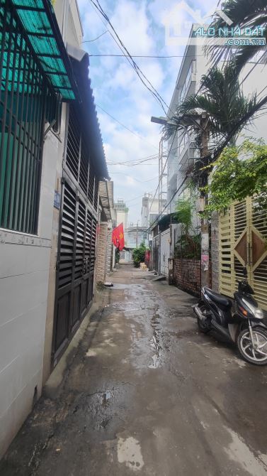 NHÀ TRỆT 2 LẦU PHẠM VĂN CHIÊU,  HẼM LỚN OTO THÔNG GIÁP KÊNH THAM LƯƠNG, 68m2 GIÁ 7.3 Tỷ