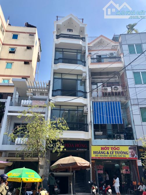 (Quá rẻ) Tòa nhà CHDV 5x22.5m, 4 tầng đường Trường Sơn khu sân bay! 17.5 tỷ