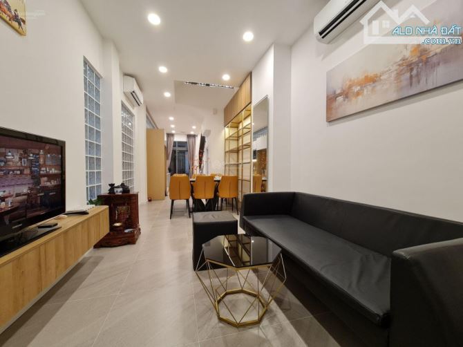 BÁN NHÀ ĐẸP  PHAN ĐÌNH PHÙNG - PN- 49M2 - 4 PN - BAN CÔNG THOÁNG - FULL NT -11.X