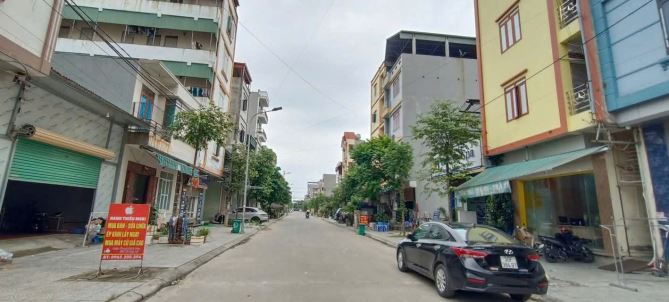 BÁN LÔ GIÃN DÂN PHƯƠNG CẦU, QUẾ VÕ, BẮC NINH. DT 120M2 MẶT 5,5M KINH DOANH. GIÁ 6,3 TỶ