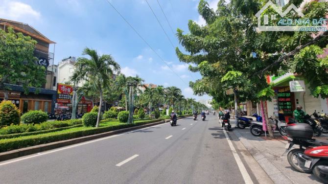 Bán Nhà MT Phan Xích Long P3 BT, DT 4x20m CN 80m², Nhà Mới 5 Tầng, HĐT 60tr/th, Giá 36 Tỷ