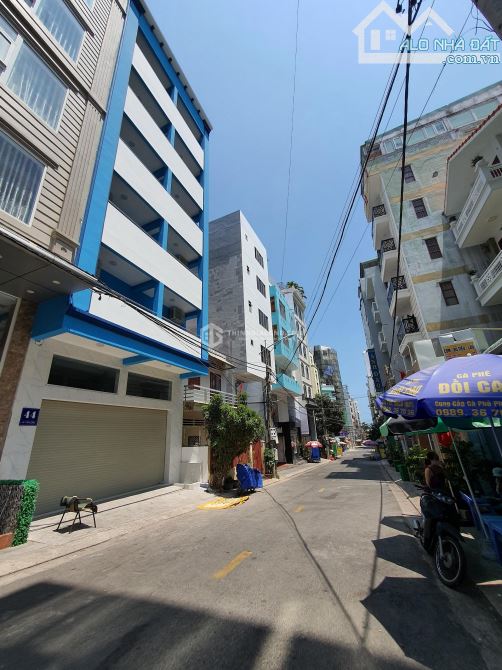 Cơ hội đầu tư khách sạn 6 tầng gần biển Bãi Sau – thu nhập cao, sổ hồng hoàn công!