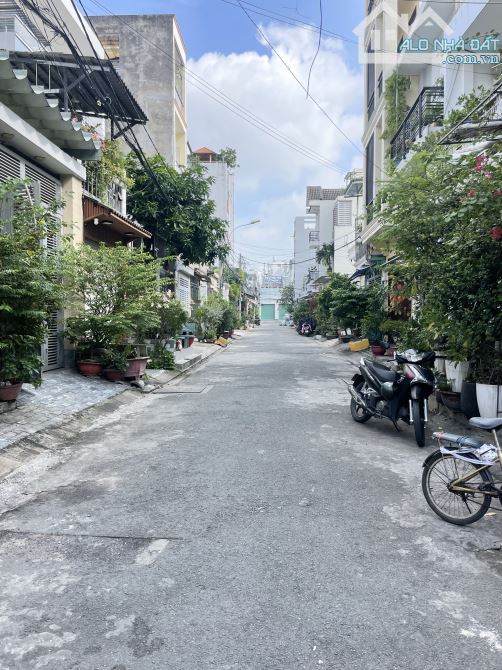 Bán Nhà hơn 6 tỷ, 53m2,  Ngay Tân Hương, Vườn Lài, Tân Phú, hẻm 8m thông