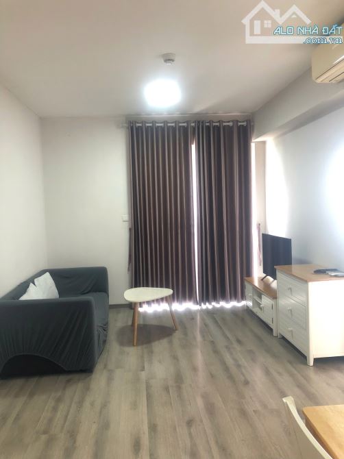 Chính chủ cho thuê SEASON MỖ LAO 2 ngủ, 2wc - đủ đồ - giá 14,5tr/tháng