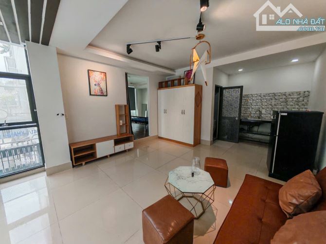Cho thuê căn hộ 1PN Cửa sổ thoáng Q4 gần ĐH Luật, ĐH Nguyễn Tất Thành, cầu Ông Lãnh