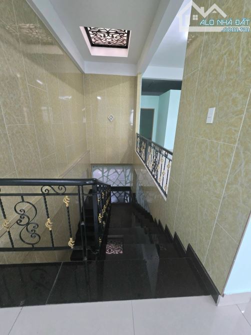 NHÀ MẶT TIỀN TÔN ĐỨC THẮNG – 314M² – 4 TẦNG – NGANG 7M – GIÁ 24 TỶ
