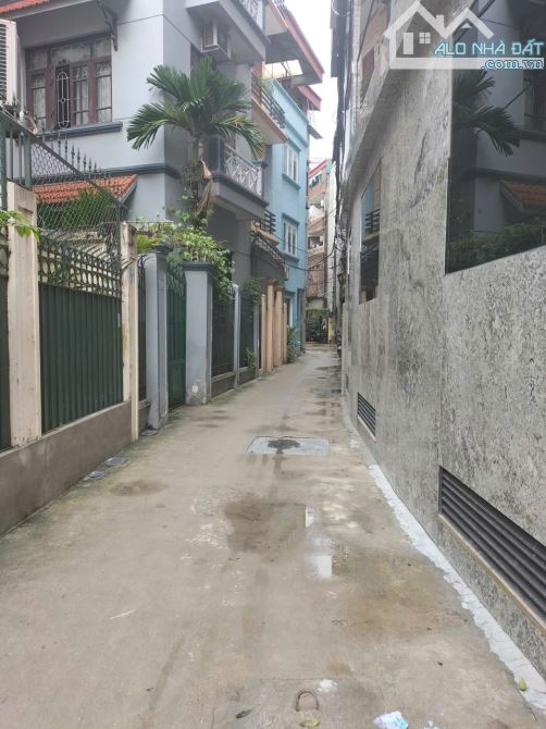 Bán Nhà Dòng Tiền Ngõ 155 Cầu Giấy 5T, 9 phòng Full Nội Thất dòng tiền 45tr/ tháng.