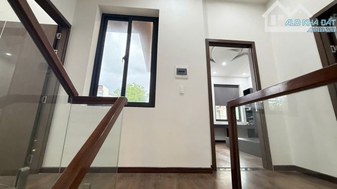 BÁN VILLA GÓC 2 MẶT TIỀN – 3 TẦNG SIÊU ĐẸP – SƠN THỦY, NGŨ HÀNH SƠN