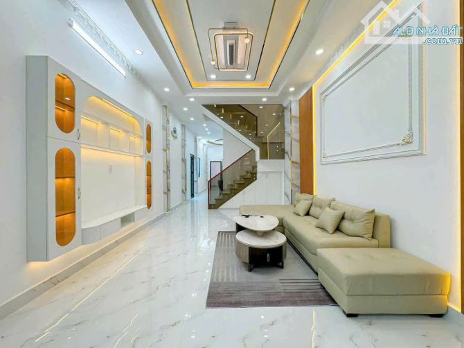 Nhà hẻm 1982/ với dt khủng 110m2 gồm 2L nở hậu giá chỉ 5ty99(4x20 nở hậu 7m)