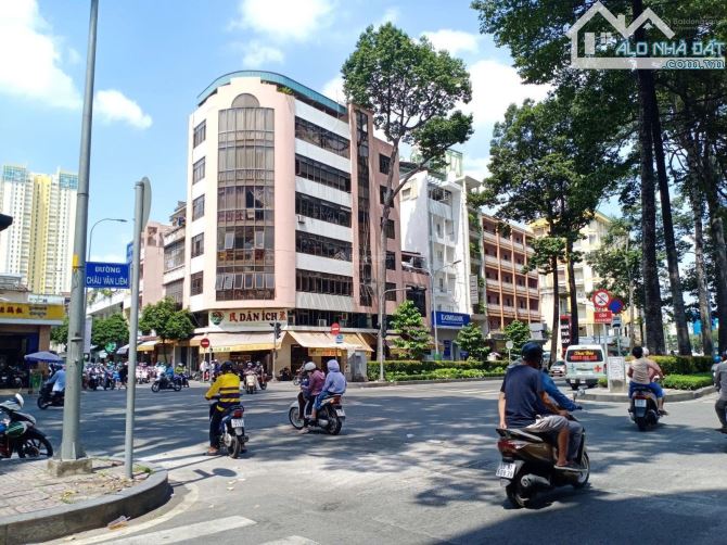 Mặt tiền đường Châu Văn Liêm, P. 11, Quận 5 ( DT: 3,6x15m) - 6 tầng giá 19 tỷ