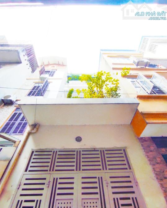 BÁN NHÀ NGÕ 100 YÊN LÃNG 70M2×4T, MT 3.4M, 18.5 TỶ – Ô TÔ ĐỖ CỬA, KINH DOANH, NGÕ THÔNG