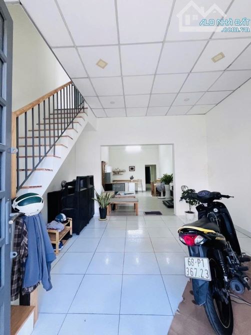 BÁN NHÀ QUẬN 8-93M2 GIÁ CHỈ 4TY65 PHẠM THẾ HIỂN