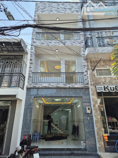Ngộp, Cần Bán nhà HXH Tân Phú 4x15, 1 trệt 2 lầu, giá 6,4 tỷ TL