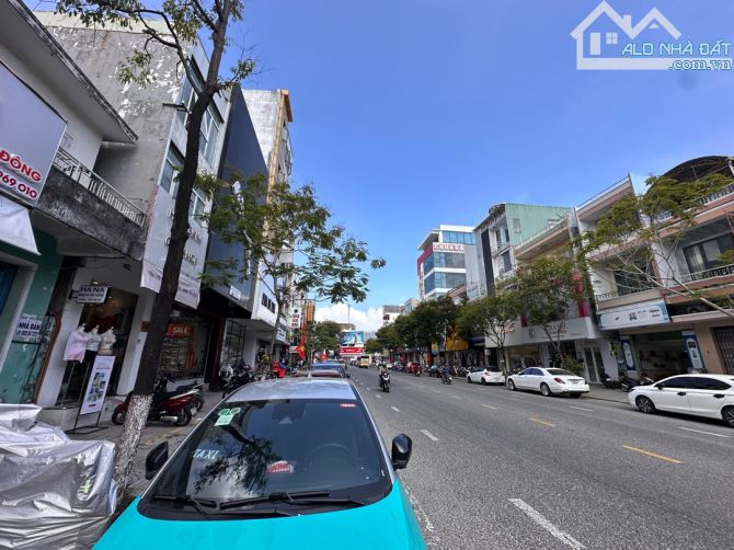 Bán nhà MT 2 tầng 2 Mặt thoáng Lê Duẩn.Giá:24 tỷ.TL