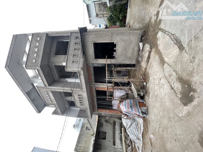 Bá.n nhà. Bình đông, P15, Q8  Ngang 5.5×9.9, diện tích 50m2, giá 5,5tỷ.