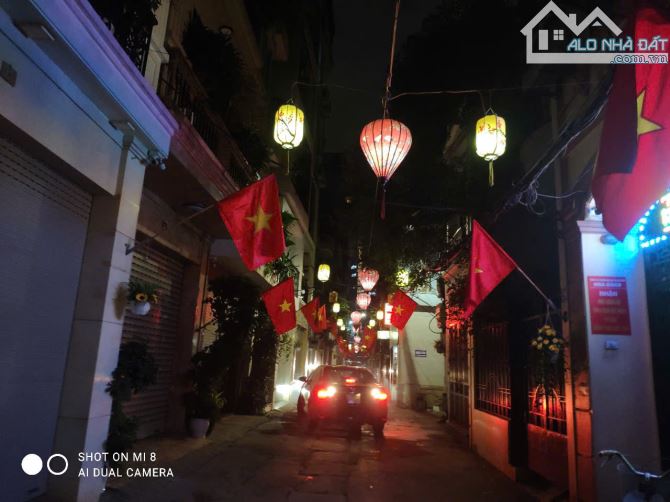 Chính chủ cho thuê nhà nguyên căn tại số 21, ngõ 155 Nguyễn Khang, Yên hòa, Cầu Giấy.