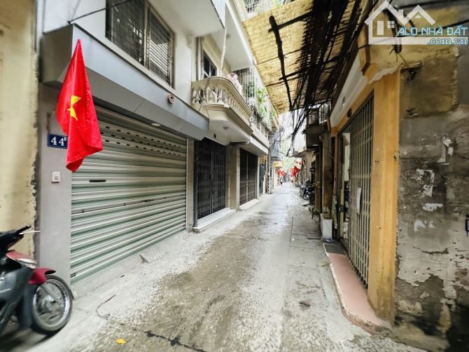 BÁN NHÀ KIM MÃ, 6 TẦNG MỚI TINH, THANG MÁY, VỊ TRÍ VÀNG, TINH HOA VĂN HÓA QUẬN BA ĐÌNH