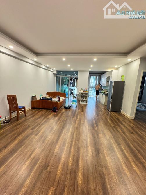Bán CH T608, Tôn Quang Phiệt, Cổ Nhuế, Bắc Từ Liêm, gần Hoàng Quốc Việt. 118m2. 7,95 Tỷ