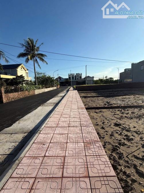 BÁN ĐẤT 100m2 MẶT ĐƯỜNG NHỰA CHIẾN THẮNG NGANG 5m GẦN CỤM KHU CÔNG NGHIỆP GIÁ CHỈ 1780 tỷ