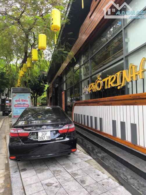 Bán Đất phố Trịnh Công Sơn. Sổ 179m2, mt 9m ô tô tránh, xây Khách sạn, Nhà hàng, Apartment