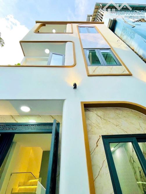 Ngay Chợ Gò Vấp - Nhà 3Tầng Full Nội Thất - 3Phòng Ngủ