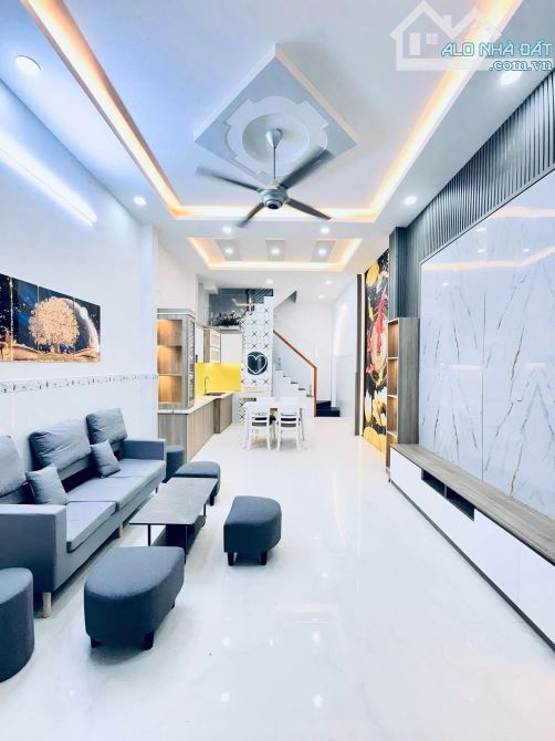 Nhà Trần Xuân Soạn-KDC Himlam, Quận 7, hẻm ô tô, 1trệt 3 lầu – Giá 7.3 tỷ.